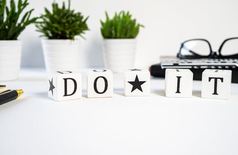 Inspiring office scene with 'Do It' blocks and plants, perfect for motivation.